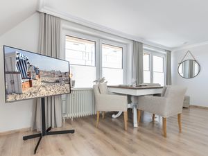 23874764-Ferienwohnung-2-Wenningstedt-300x225-5