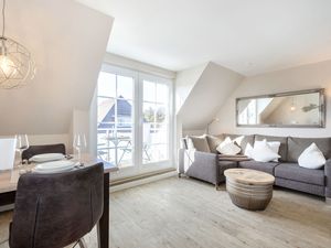 24030466-Ferienwohnung-4-Wenningstedt-300x225-0