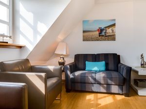 24030469-Ferienwohnung-3-Wenningstedt-300x225-3