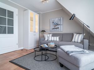 23336503-Ferienwohnung-4-Wenningstedt-300x225-1