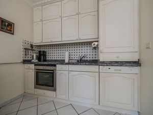 23974279-Ferienwohnung-2-Wenningstedt-300x225-4