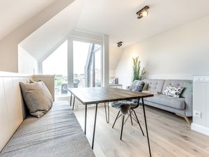 24017864-Ferienwohnung-2-Wenningstedt-300x225-3