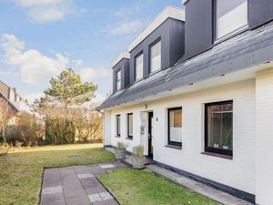 24047906-Ferienwohnung-2-Wenningstedt-300x225-0