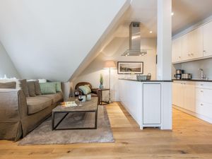 23970334-Ferienwohnung-4-Wenningstedt-300x225-4