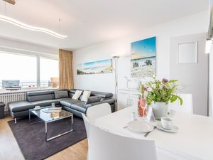 23970452-Ferienwohnung-2-Wenningstedt-300x225-3