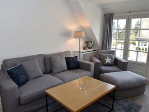 23974201-Ferienwohnung-4-Wenningstedt-300x225-1