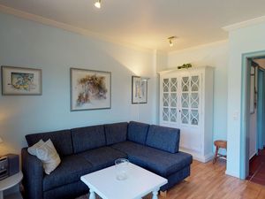 23974209-Ferienwohnung-4-Wenningstedt-300x225-1