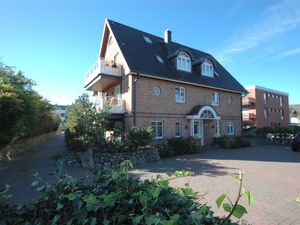 23974212-Ferienwohnung-4-Wenningstedt-300x225-1