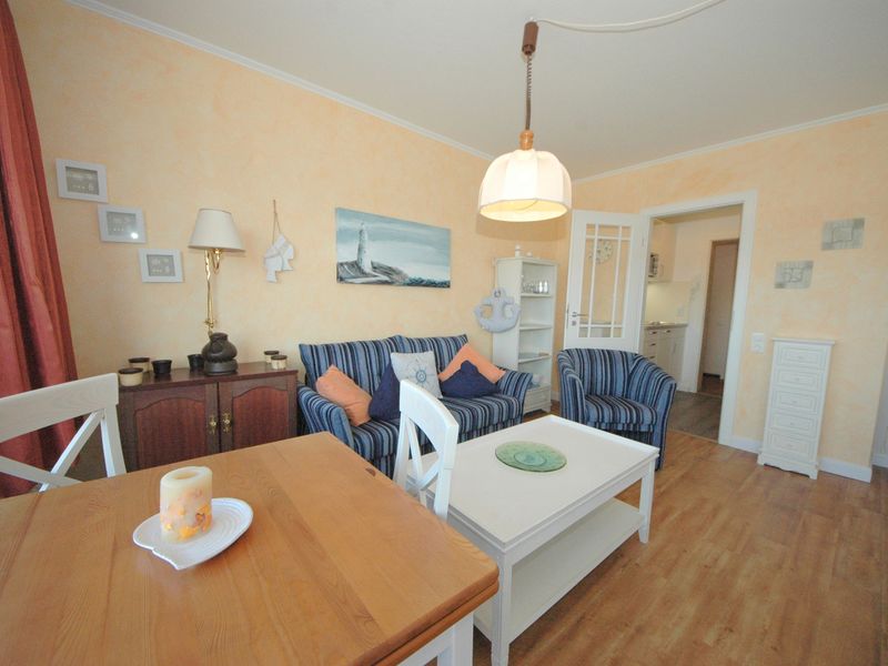 23974227-Ferienwohnung-2-Wenningstedt-800x600-2