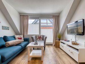 23974232-Ferienwohnung-4-Wenningstedt-300x225-1