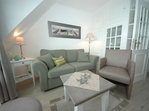 23974248-Ferienwohnung-4-Wenningstedt-300x225-1