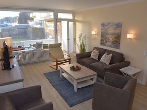 23974269-Ferienwohnung-4-Wenningstedt-300x225-0