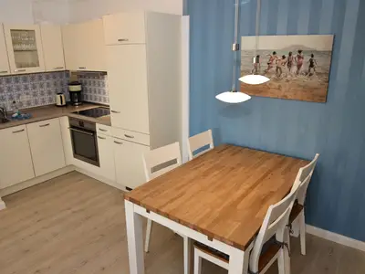 Ferienwohnung für 4 Personen (75 m²) in Wenningstedt 2/10