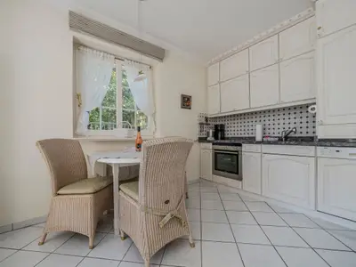 Ferienwohnung für 2 Personen (54 m²) in Wenningstedt 4/10