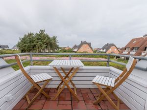 23974282-Ferienwohnung-4-Wenningstedt-300x225-2