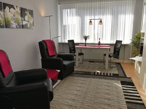 23974297-Ferienwohnung-2-Wenningstedt-300x225-3