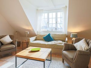 23981873-Ferienwohnung-4-Wenningstedt-300x225-2