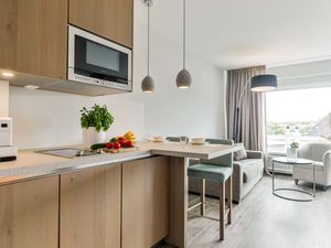 23981925-Ferienwohnung-2-Wenningstedt-300x225-5