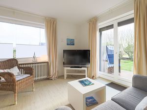 23981932-Ferienwohnung-3-Wenningstedt-300x225-0