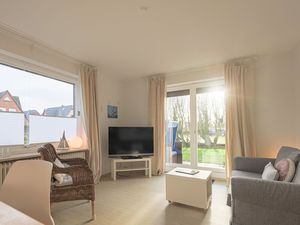 23981932-Ferienwohnung-3-Wenningstedt-300x225-1