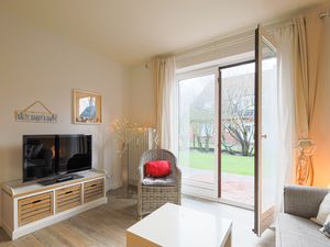 23981939-Ferienwohnung-3-Wenningstedt-300x225-2