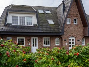 24054297-Ferienwohnung-3-Wenningstedt-300x225-1