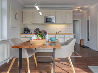 Ferienwohnung für 2 Personen (45 m²) in Wenningstedt 4/10