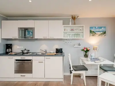 Ferienwohnung für 2 Personen (50 m²) in Wenningstedt 9/10