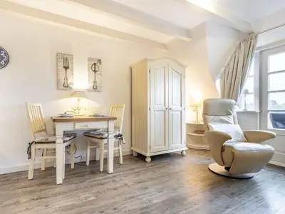 Ferienwohnung für 2 Personen (50 m²) in Wenningstedt 4/10