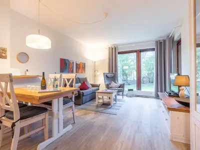 Ferienwohnung für 2 Personen (47 m²) in Wenningstedt 3/10