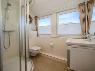 Ferienwohnung für 3 Personen (85 m²) in Wenningstedt 8/10