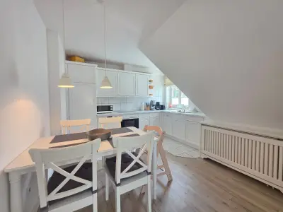 Ferienwohnung für 4 Personen (75 m²) in Wenningstedt 8/10