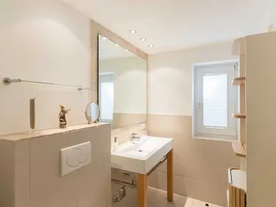 Ferienwohnung für 3 Personen (58 m²) in Wenningstedt 3/10