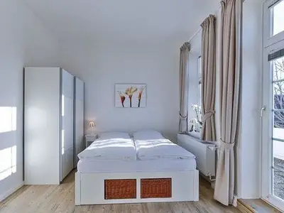 Ferienwohnung für 2 Personen (28 m²) in Wenningstedt 2/10