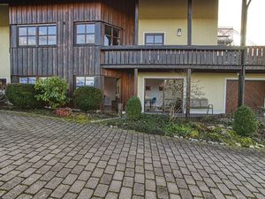 23083567-Ferienwohnung-5-Wenzenbach-300x225-2