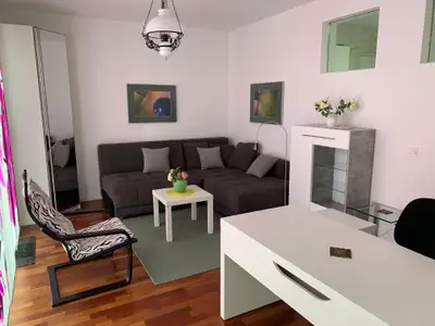 Arbeits-/Kinderzimmer