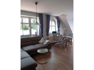 23989199-Ferienwohnung-4-Werdum-300x225-2