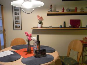 22011753-Ferienwohnung-4-Werdum-300x225-3