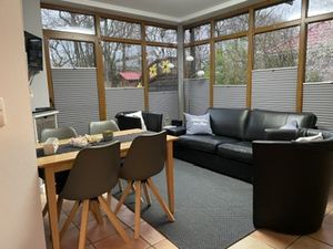 21526471-Ferienwohnung-4-Werdum-300x225-1