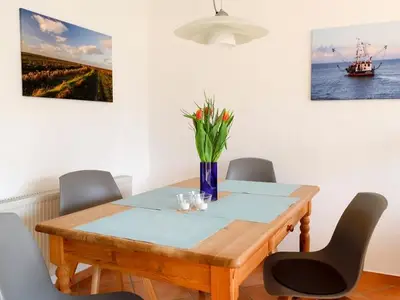 Ferienwohnung für 2 Personen (47 m²) in Werdum 8/10