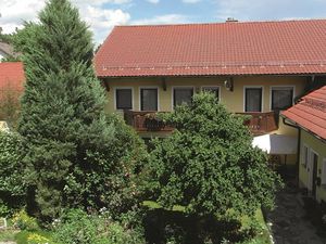 Ferienwohnung im 1. Stock mit großem Balkon