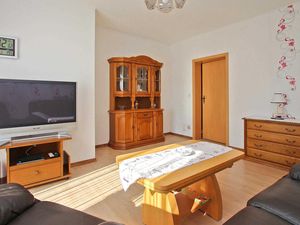 24004700-Ferienwohnung-3-Wesenberg-300x225-3