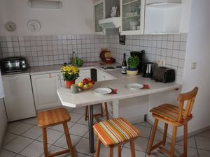 23847263-Ferienwohnung-4-Wesenberg-300x225-1