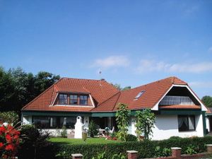 338380-Ferienwohnung-2-Wesselburen-300x225-0