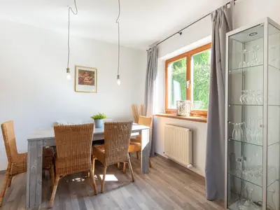 DiningRoom