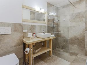 23896244-Ferienwohnung-2-Westendorf (Tirol)-300x225-2