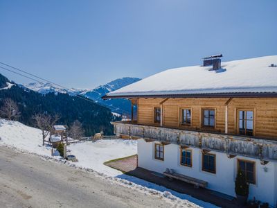 Außenseite Ferienhaus [Winter]