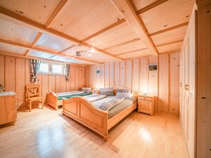 23896251-Ferienwohnung-7-Westendorf (Tirol)-300x225-1