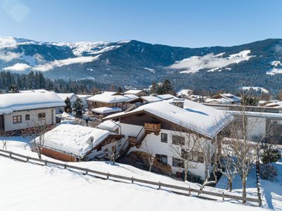 Außenseite Ferienhaus [Winter]