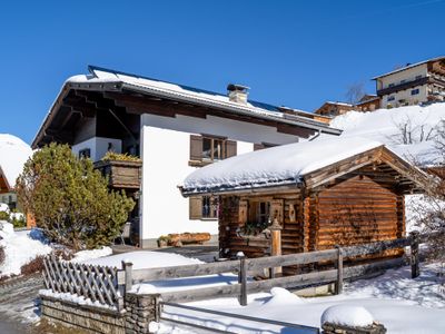 Außenseite Ferienhaus [Winter]